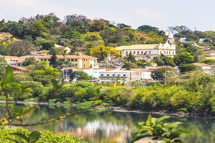 Mancha no Rio Tietê