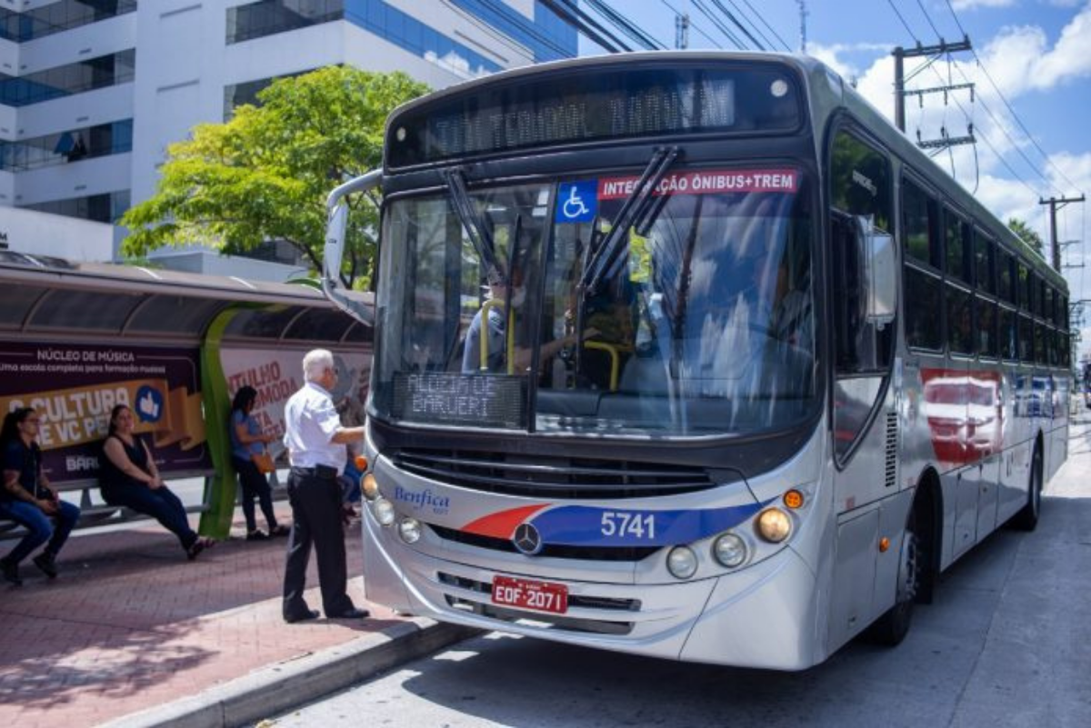 EMTU altera os horários de sete linhas de ônibus em Barueri e região Jornal de Barueri EMTU altera os horários de sete linhas de ônibus em Barueri e região Jornal de Barueri