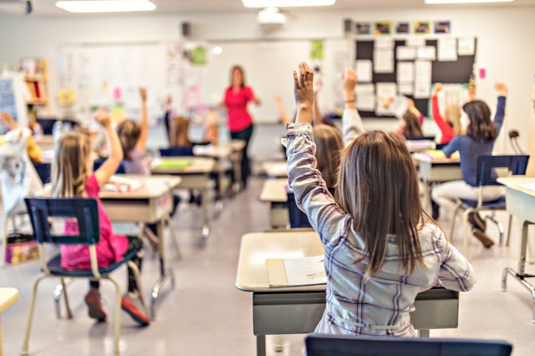 Desenvolvimento socioemocional eleva ensino básico nacional