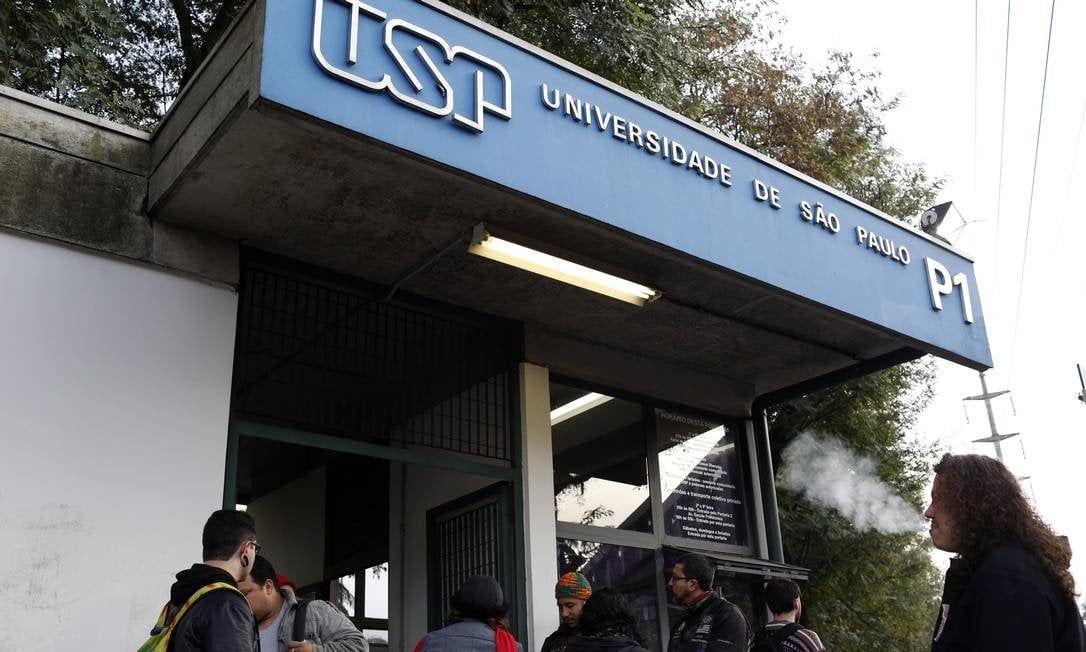 x59570119_PA-Sao-PauloSP-09-06-2016Alunos-e-funcionarios-da-USP-fecham-entradas-do-campus-do-But.jpg.pagespeed.ic.zPj3N701F8