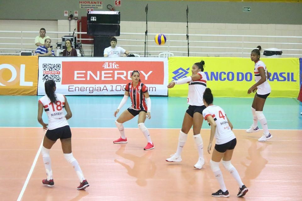 sao-paulo-barueri-vence-o-curitiba-volei-e-carimba-vaga-na-copa-do-brasil-0