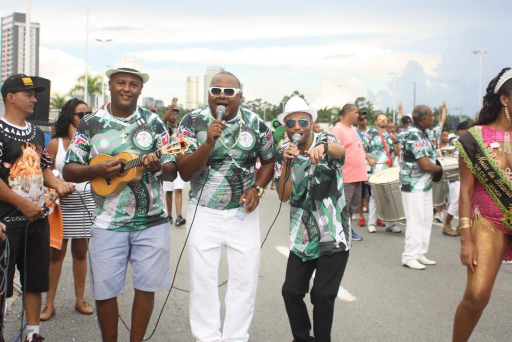 escolas-de-samba-de-barueri-prometem-agitar-a-passarela-0