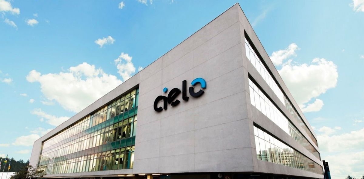 Com sede em Barueri, Cielo abre 100 postos de trabalho