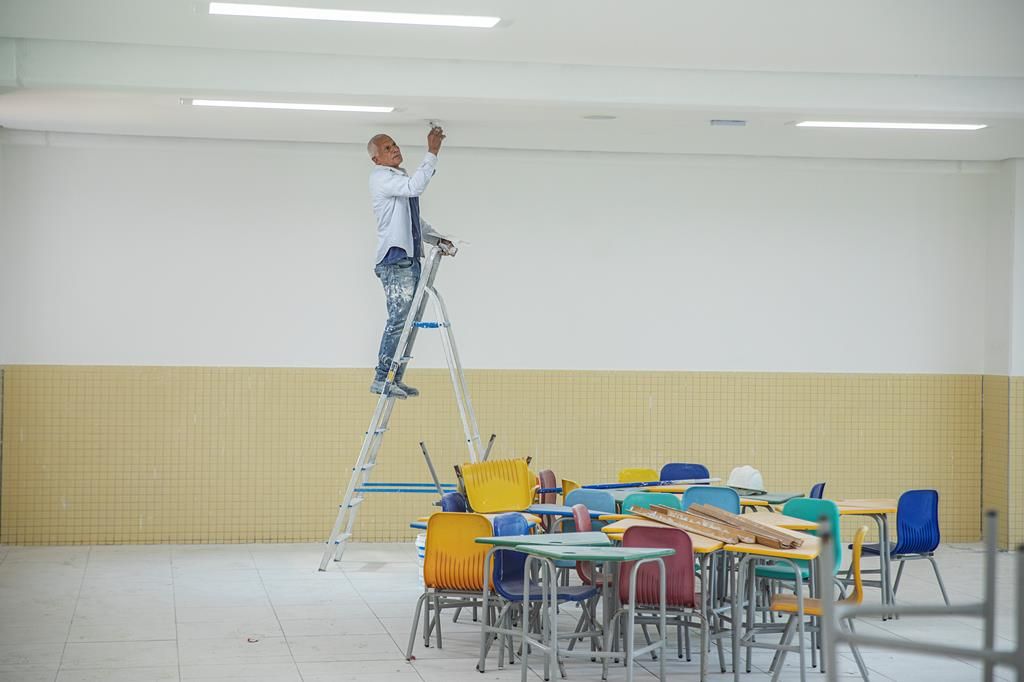 reforma escolas barueri