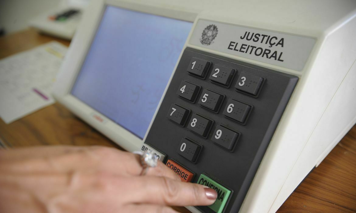 eleição domingo