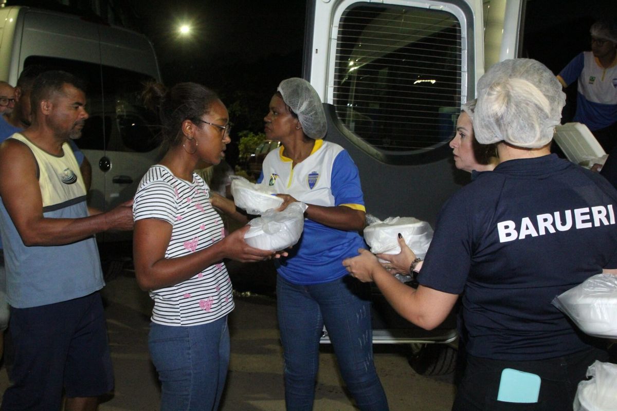 auxilío vítimas chuvas barueri
