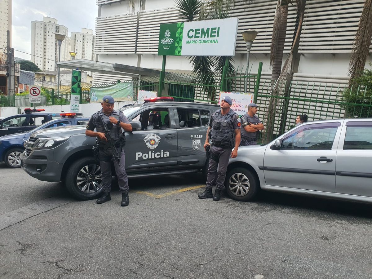 Homem invade creche armado em Osasco