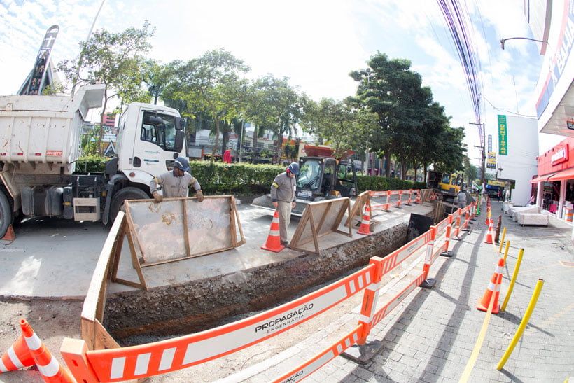 Barueri-Aterra-rede-eletrica-em-subterranea-no-centro