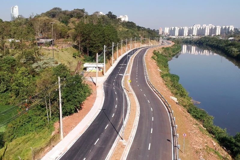 Via parque ciclofaixa