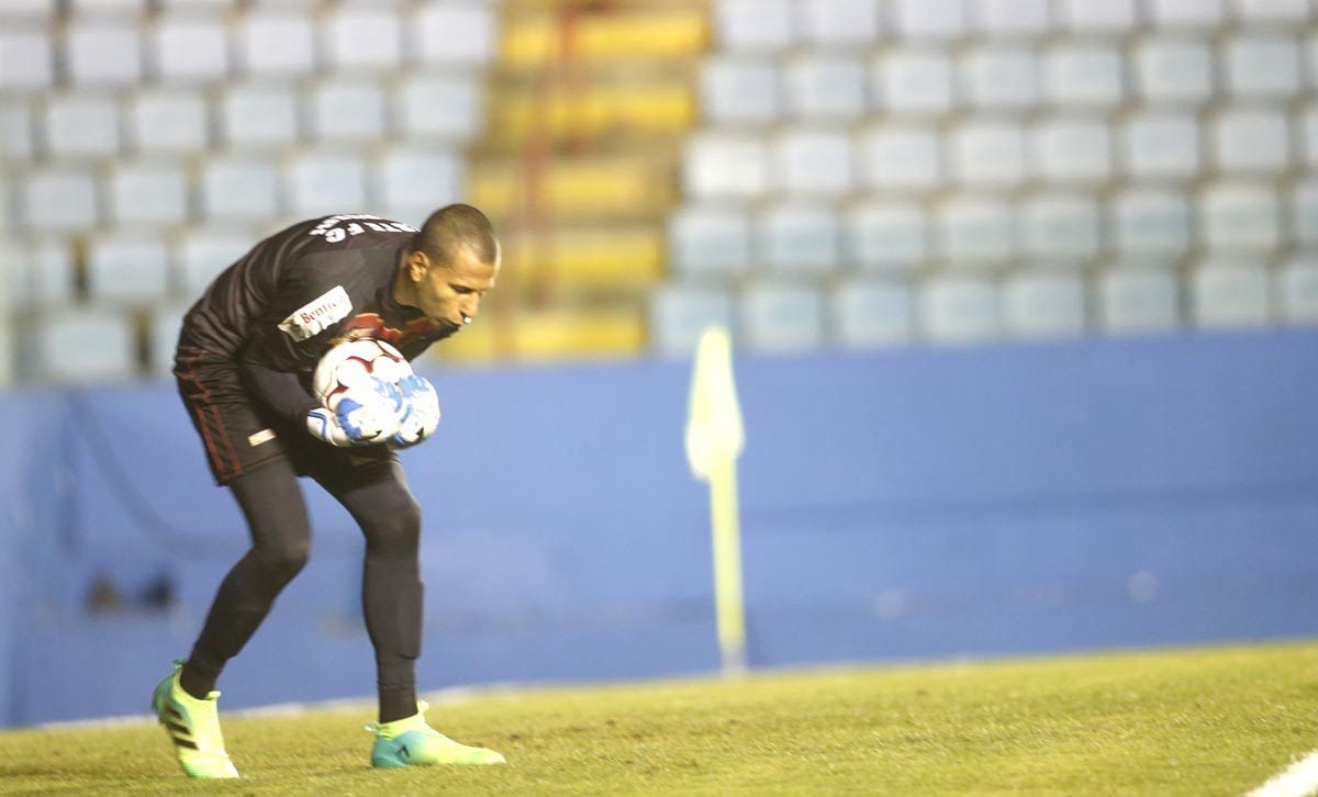 Rodolfo goleiro oeste