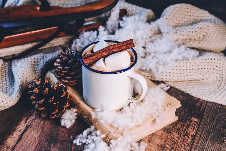 Saiba como preparar o chocolate quente perfeito