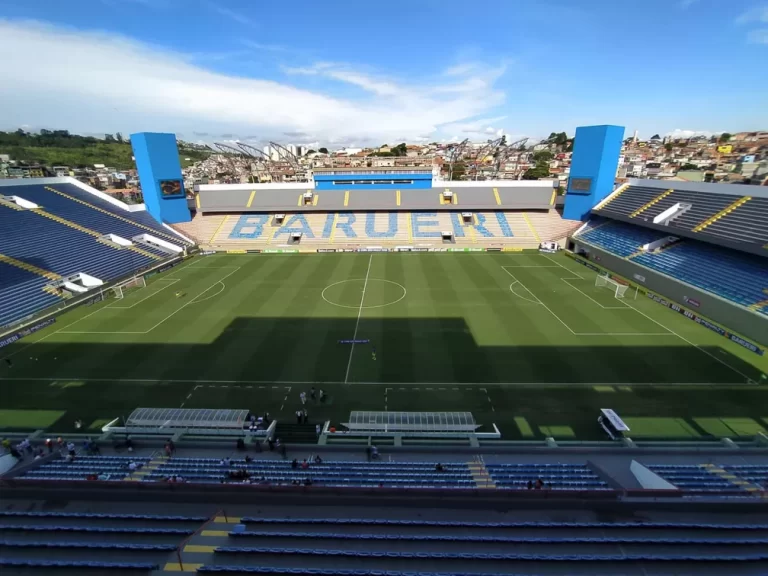Arena Barueri será palco da disputa entre Santos x Ceará no sábado (21)