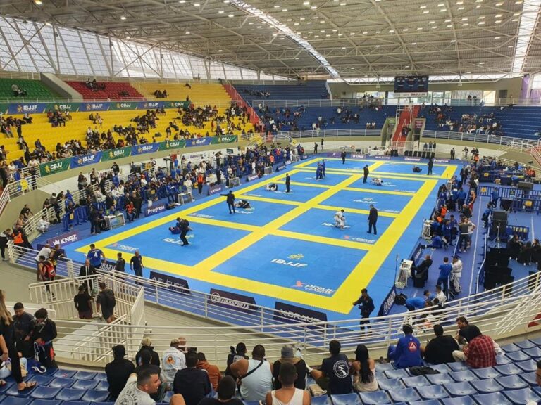 Campeonato Brasileiro de Jiu-Jitsu em Barueri vai até domingo (15)