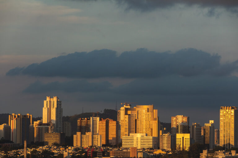 Chuva deve diminuir até domingo (2) de eleições