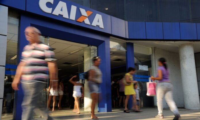 empréstimo caixa auxílio brasil