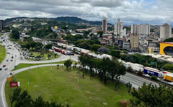 castello barueri bloqueio parcial