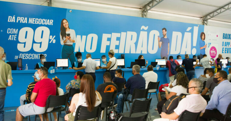 Serasa instala tenda do Feirão Limpa Nome no Vale do Anhangabaú