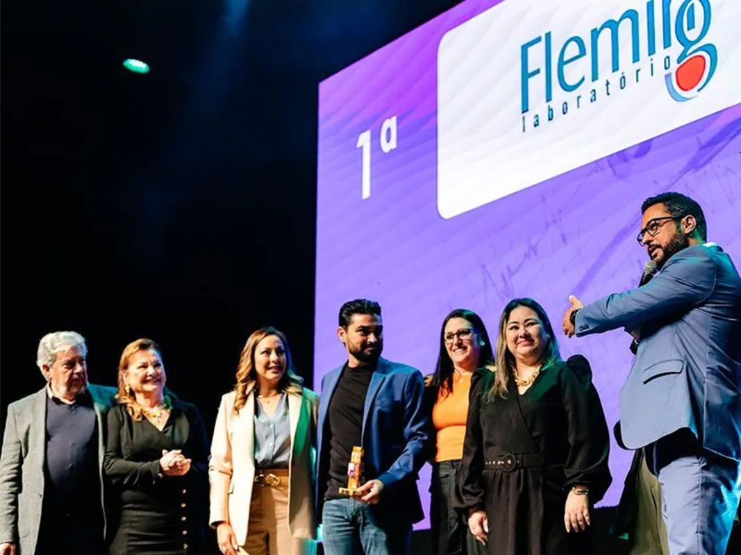 Laboratório Fleming recebe novo certificado